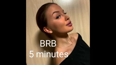 laurennhill online show from October 28, 12:49 am