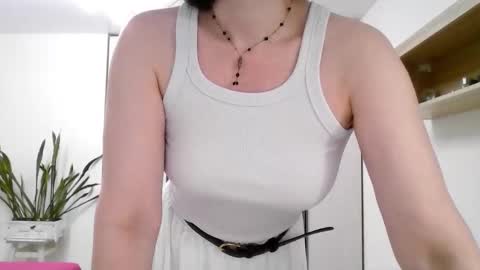 Diana  online show from October 21, 5:39 pm