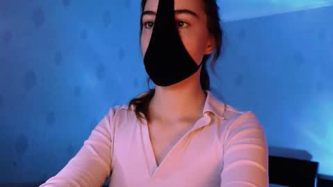 Lavinda online show from October 17, 5:21 am