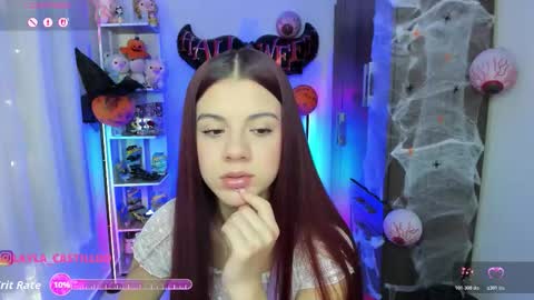 Layla online show from October 22, 3:28 pm