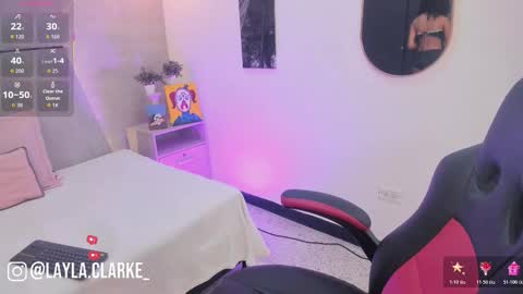 layla_clarke online show from December 23, 3:54 am