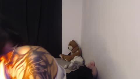 layla_quinn online show from March 9, 6:33 pm