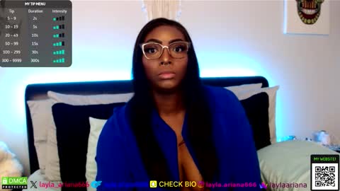 laylaariana online show from November 3, 3:43 am