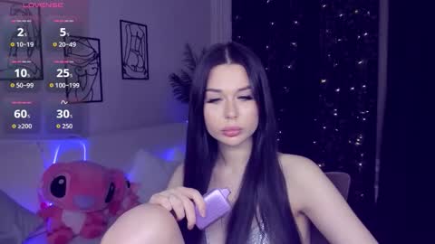 laylagreat online show from October 5, 4:01 pm