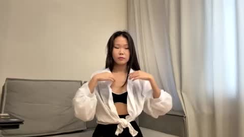 laylakiss  online show from July 8, 8:16 am