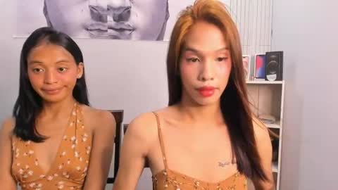 KATE AND SHAINA online show from July 27, 10:01 am