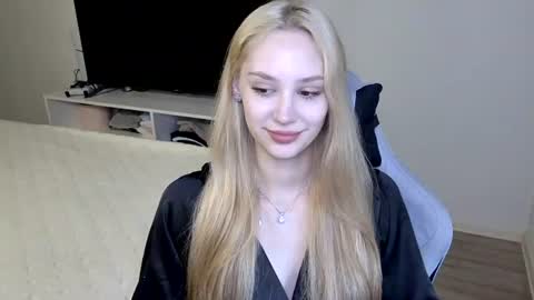 LaylaPretty001 online show from July 6, 4:29 am