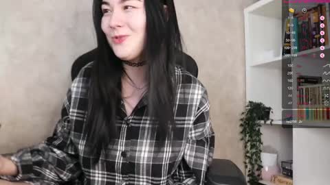 Lisa online show from March 5, 4:57 am