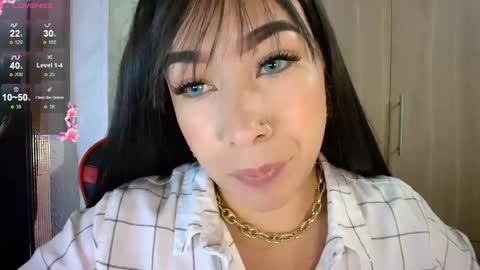 leah online show from May 15, 11:07 pm