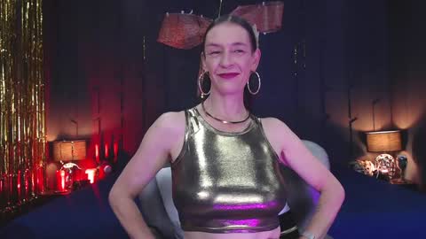 Leana online show from December 19, 11:50 am