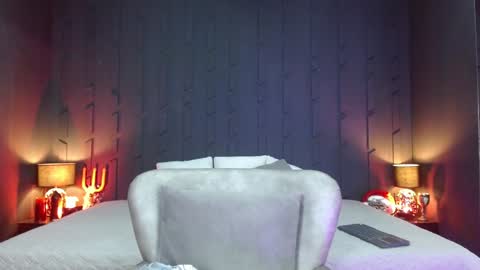 Leana online show from December 9, 11:26 am