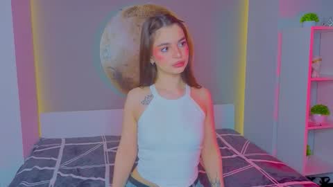 Sophie online show from March 9, 8:01 pm