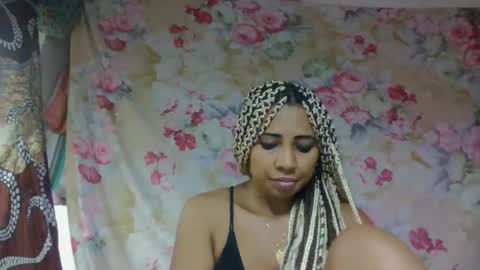 leatianaa online show from May 30, 2:04 pm