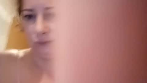 LediSusana online show from December 8, 5:44 pm