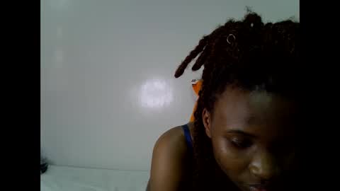 lee baby online show from May 25, 11:09 am