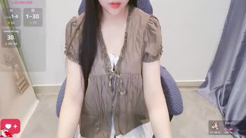 Lee online show from March 2, 11:17 am