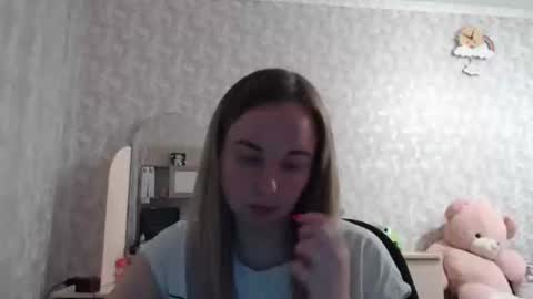 leggywily25 online show from May 3, 4:54 pm