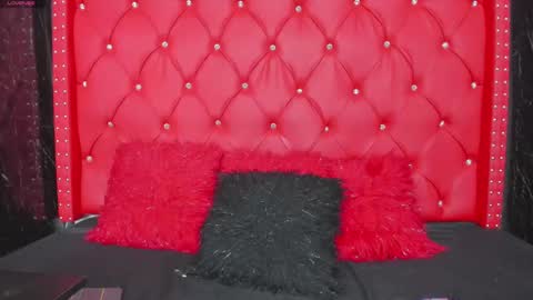 LEIGH ANGELS online show from March 6, 10:36 pm