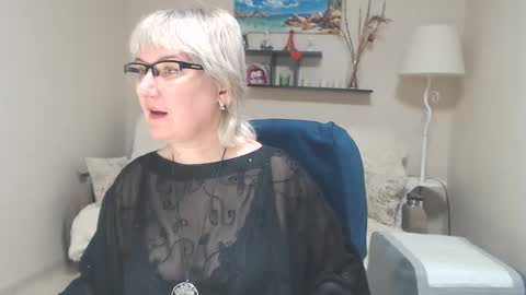 Leila Kinky online show from February 10, 12:39 pm