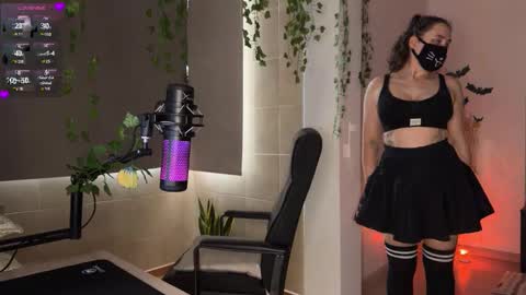 Lemi online show from November 4, 2:44 pm