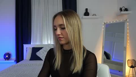 Lena online show from October 29, 2:53 pm