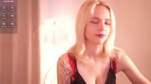  Ashly  online show from November 1, 9:46 am