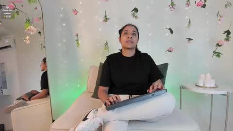 Leon online show from February 16, 2:54 am