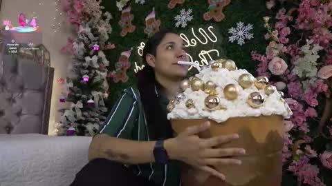 Leon online show from December 18, 1:10 am