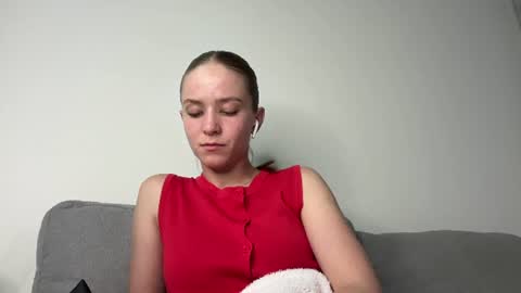 Emma online show from June 14, 1:11 pm