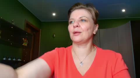Leona tracie online show from May 16, 11:20 am