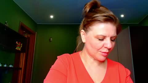 Leona tracie online show from May 16, 6:16 am