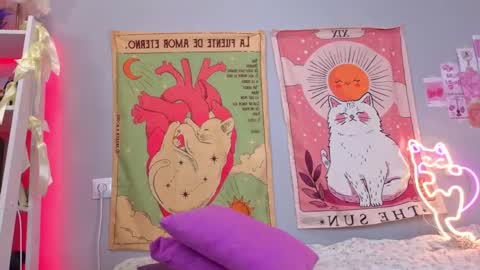 Valerie online show from April 9, 2:14 am