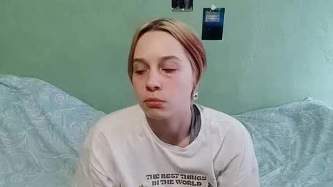 letitiaboteler online show from December 1, 11:03 am