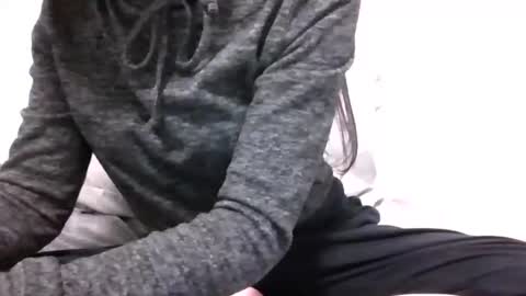 lets_play143 online show from December 1, 6:39 am