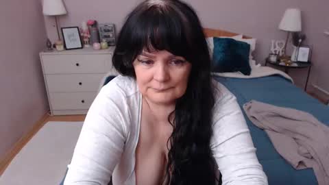 Mary online show from December 19, 1:58 pm