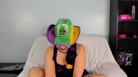 Snapshot of lexie_mack chatting on March 6, 7:32 pm Lexie Mack online show from March 6, 7:32 pm