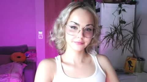 Lexie online show from January 15, 10:16 pm