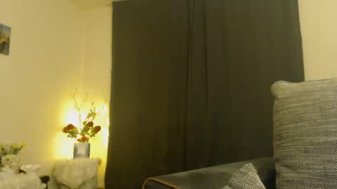 Hannah online show from January 30, 11:34 pm