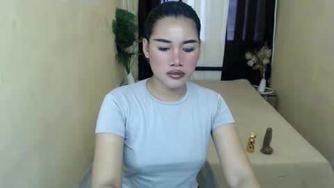 Snapshot of lexy_lorey chatting on October 19, 2:46 am lexy_lorey online show from October 19, 2:46 am
