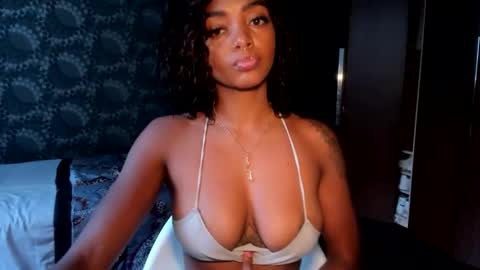 Snapshot of lexy_squirt_queen chatting on October 3, 1:38 pm LEXY - Independent account online show from October 3, 1:38 pm