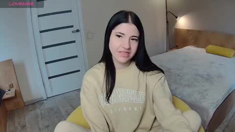 lexyswett online show from February 7, 11:23 am