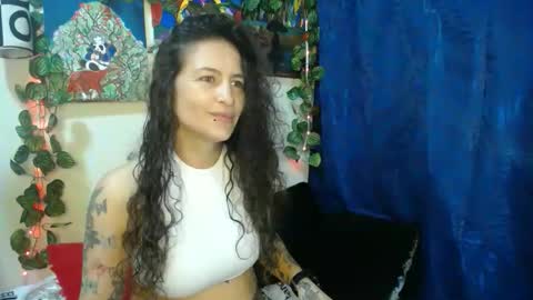 leyla_horny_bg online show from April 23, 11:40 pm