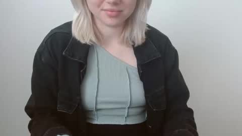 Leyla online show from March 28, 7:19 am