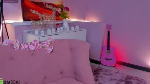 leylamirage online show from February 27, 1:00 pm