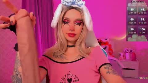 LEA online show from October 21, 3:16 pm