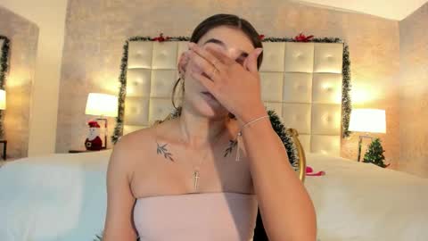 LEZY online show from December 19, 7:50 pm