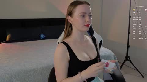 Snapshot of li_j chatting on September 15, 12:30 am Linda my FANSLY red fury online show from September 15, 12:30 am