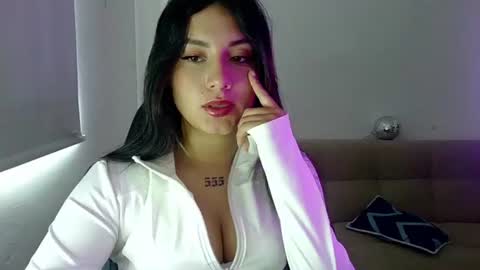 Lia  online show from June 30, 9:03 pm