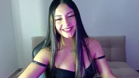 Lia  online show from February 20, 10:10 pm