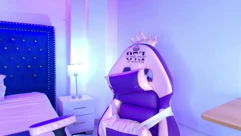 Lia  online show from May 19, 3:13 am
